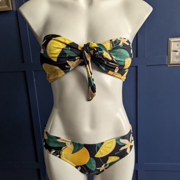 Shein Lemon Print Bandeau Bikini New Small - Picture 8 of 8